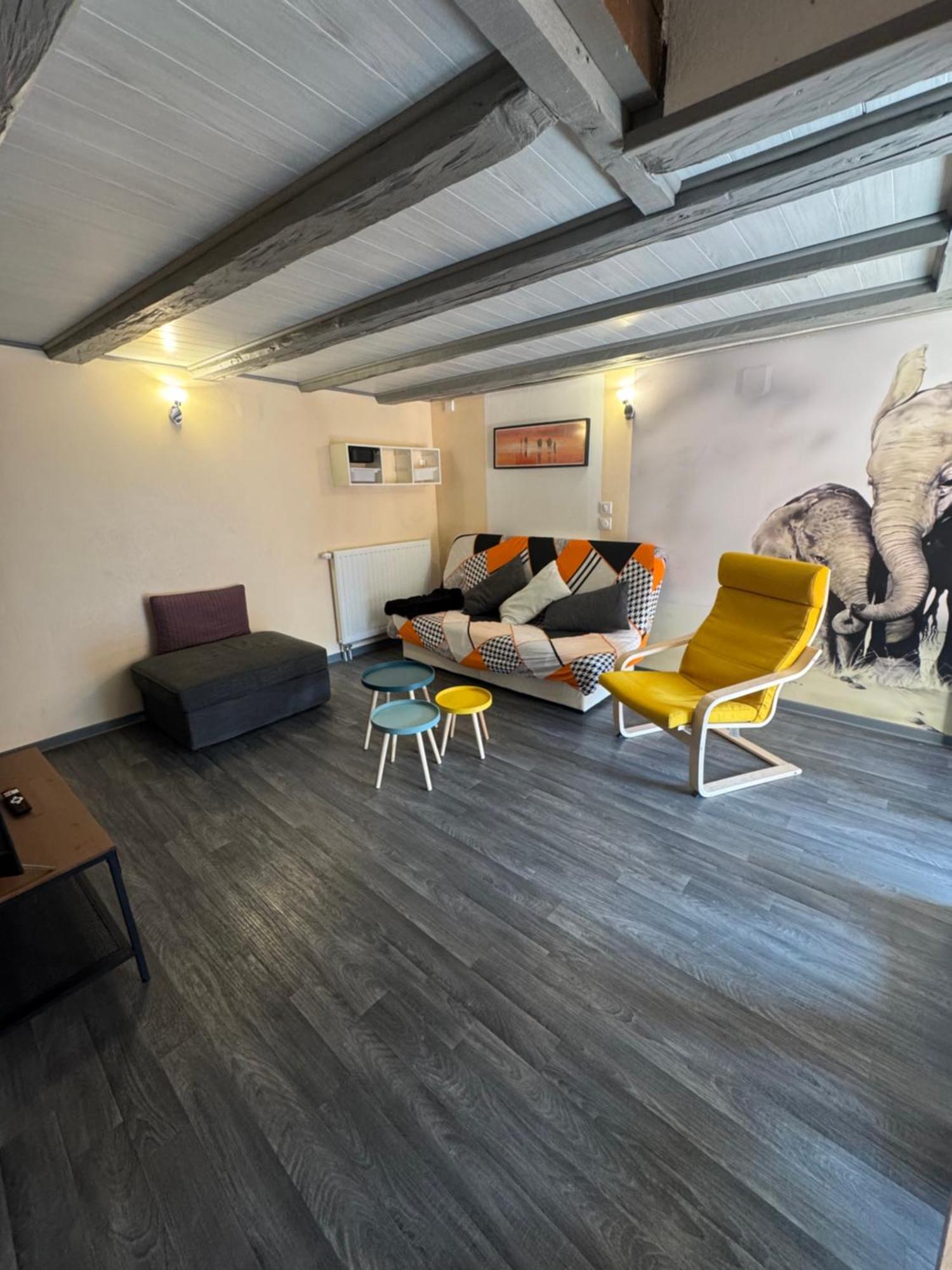 Le Cocon Du «Katzelberg» A 10Mn De Colmar Apartamento Katzenthal Exterior foto
